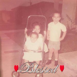 Meet your Posher, Iris